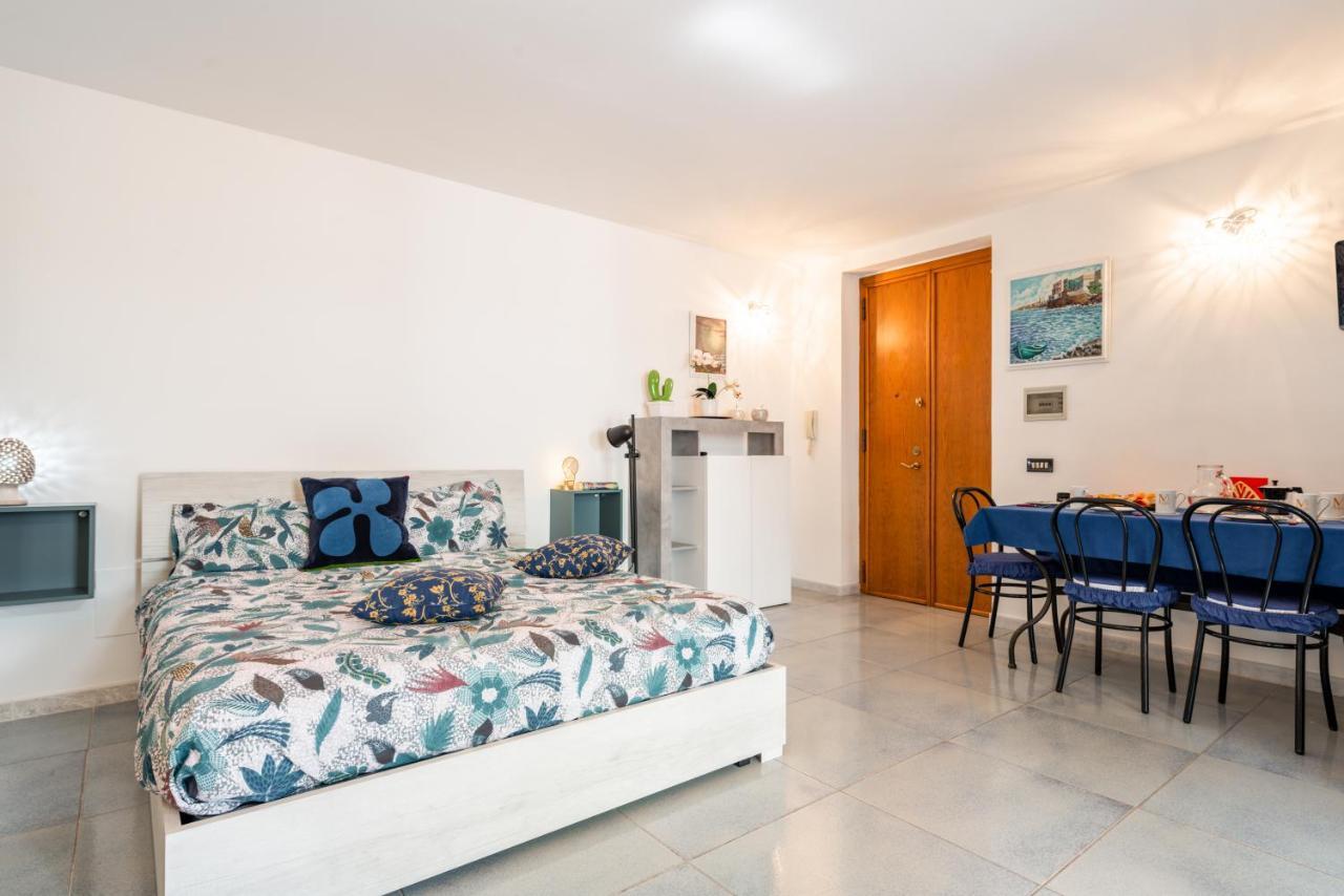 Il Blu & Infinityfly Apartments Bari Exterior foto